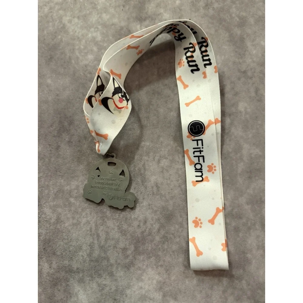 FitFam The Puppy Run Running Medal w/ Lanyard White Paw Prints, Bones. Lot of 8